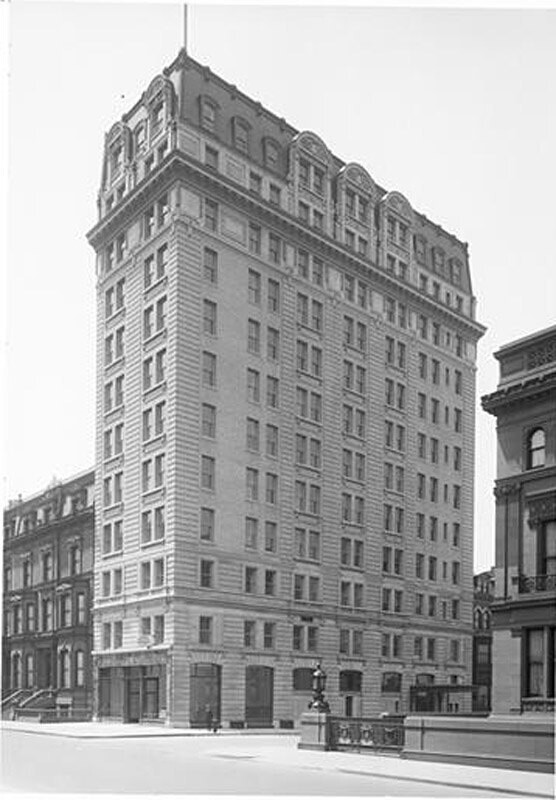 West 51st Street and 5th Avenue, S.W. corner. Apartment house.