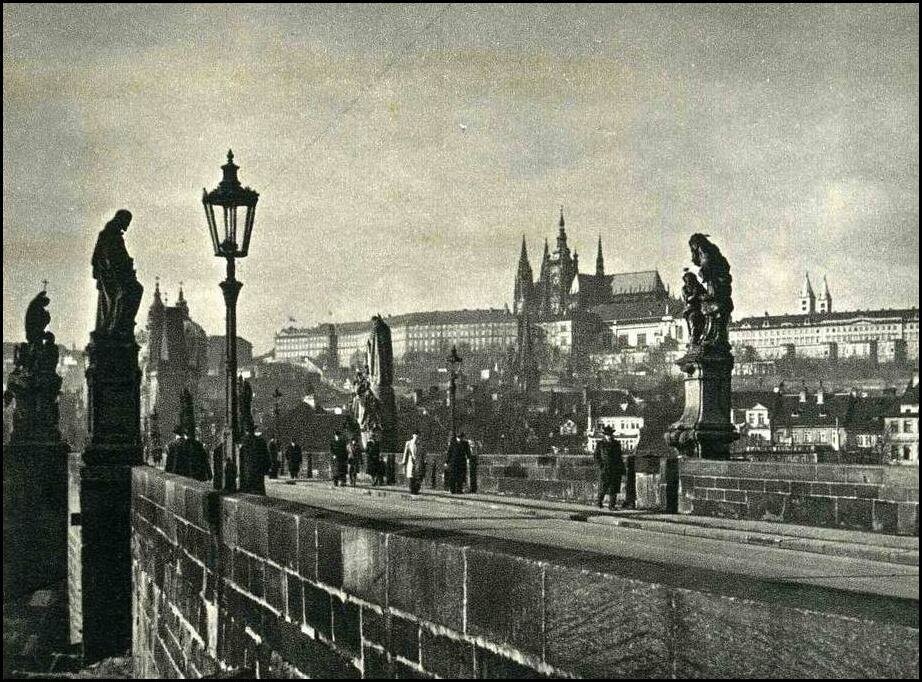 Praha, Karlův most a Hradčany