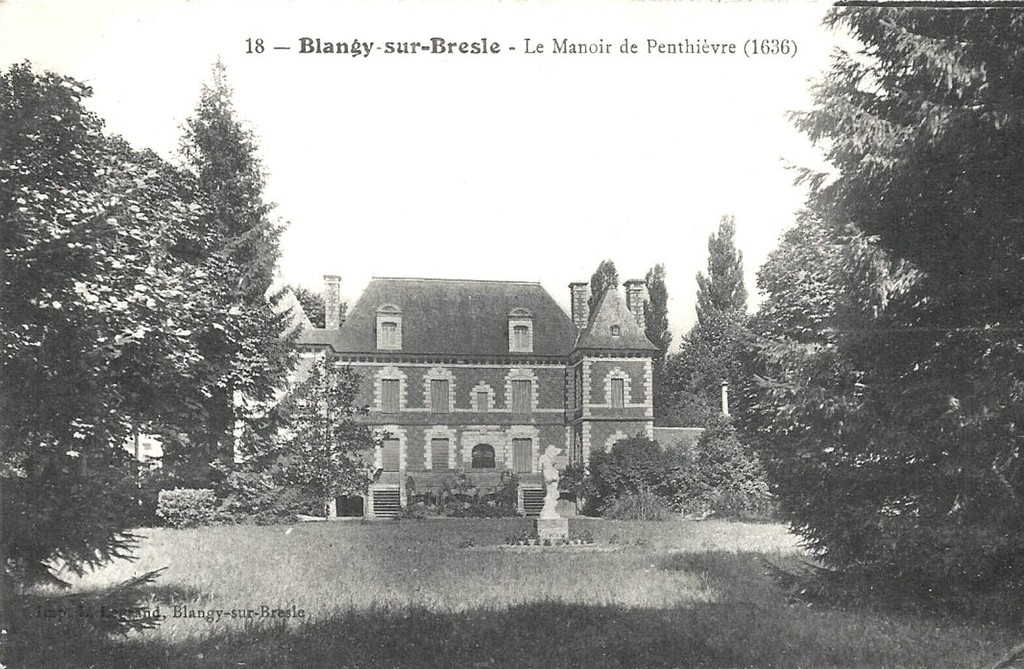 Manoir de Penthièvre ou d'Hottineaux à Blangy-sur-Bresle. côté Sud