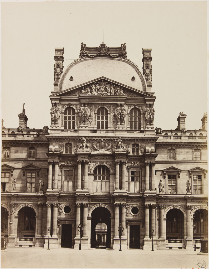 Le pavillon Richelieu au Louvre