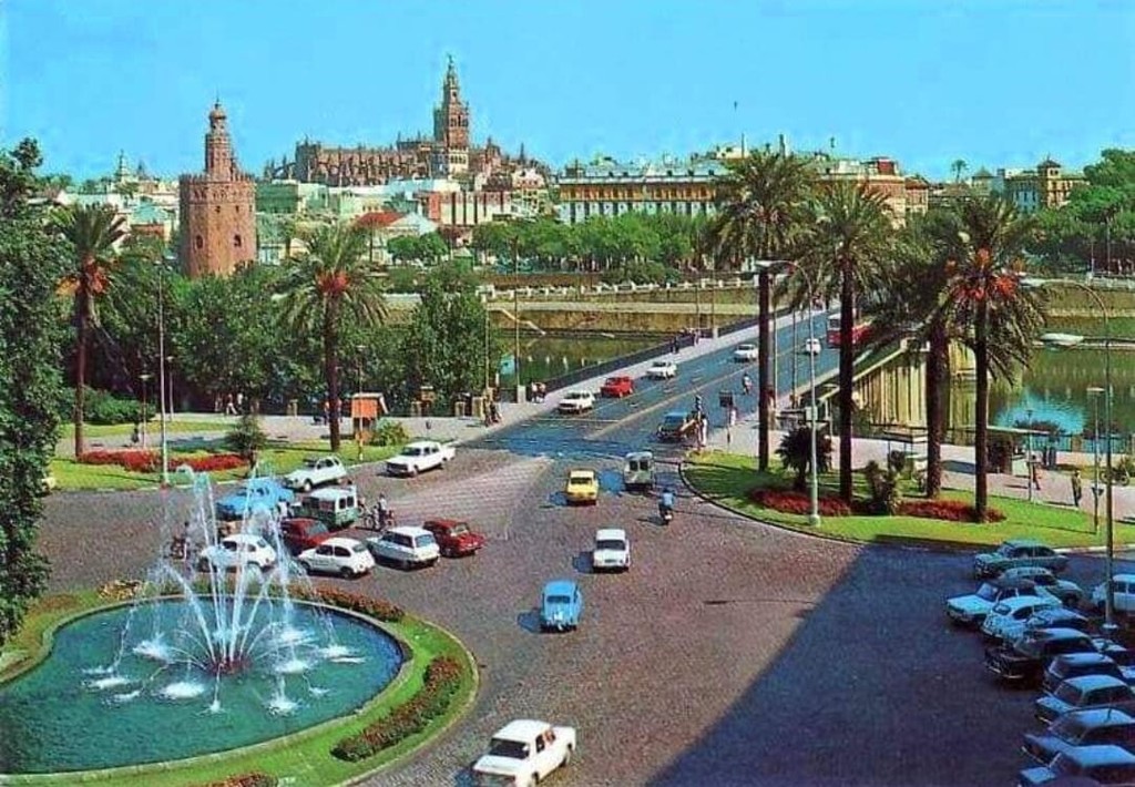 Antigua Plaza de Cuba