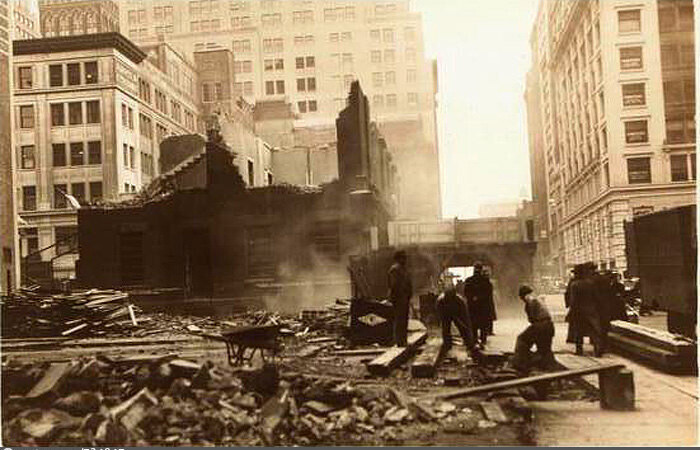Razing Wendel House, Fifth Avenue at N. W. corner of 39th Street. December 5, 1934.