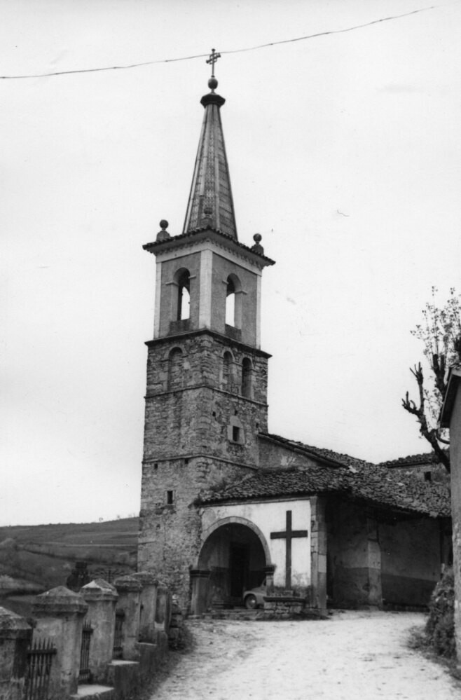 Iglesia de San Andrés en Soto de Agues
