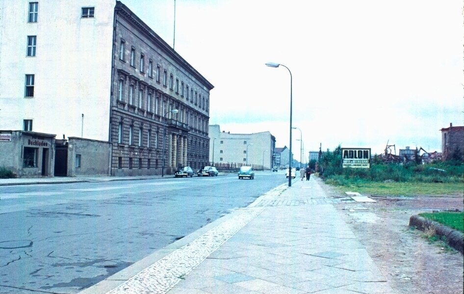 Ost-Berlin. Otto-Grotewohl-Straße