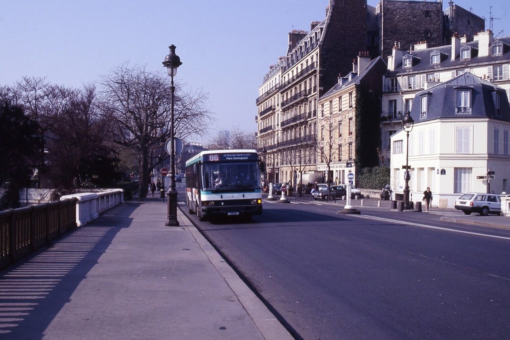 Boulevard Henri IV