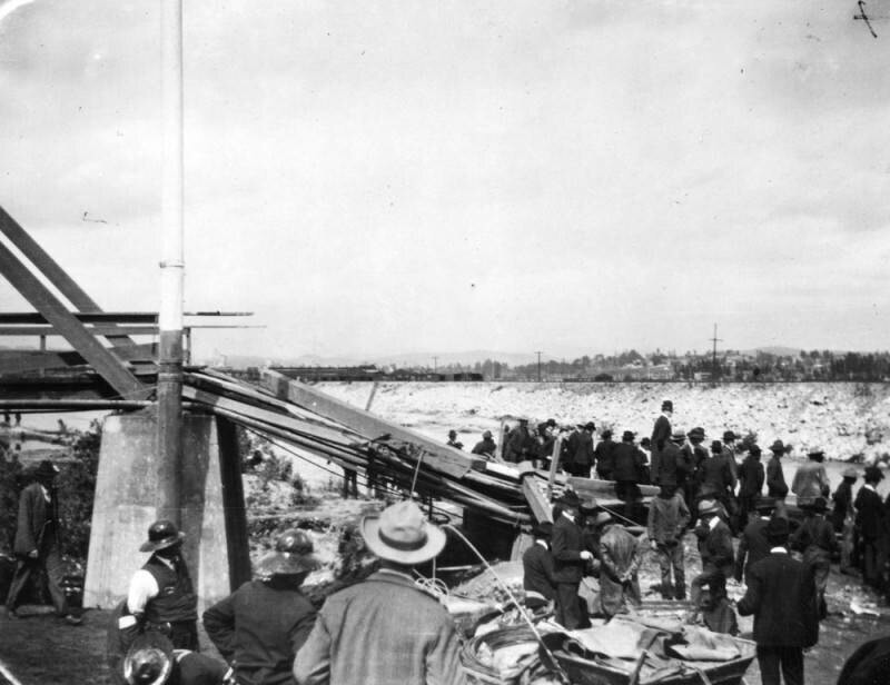 7th St. Bridge destroyed