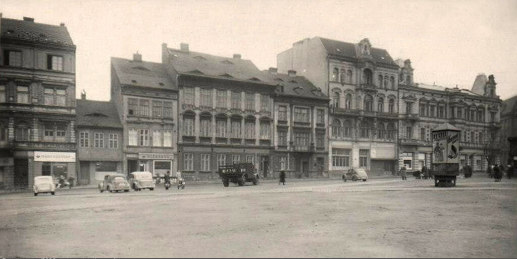 Beneš (School) Square