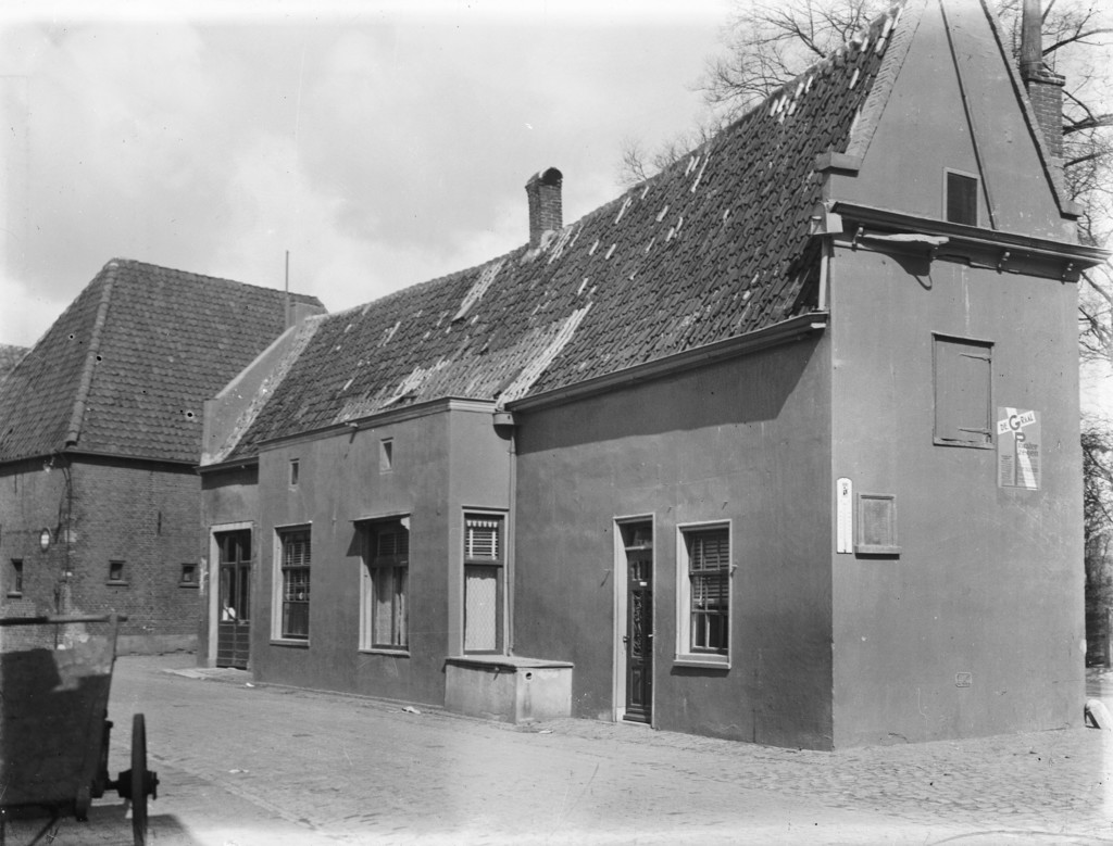 Het Wallenhuis op Wageweg 84, hoek Torenburg