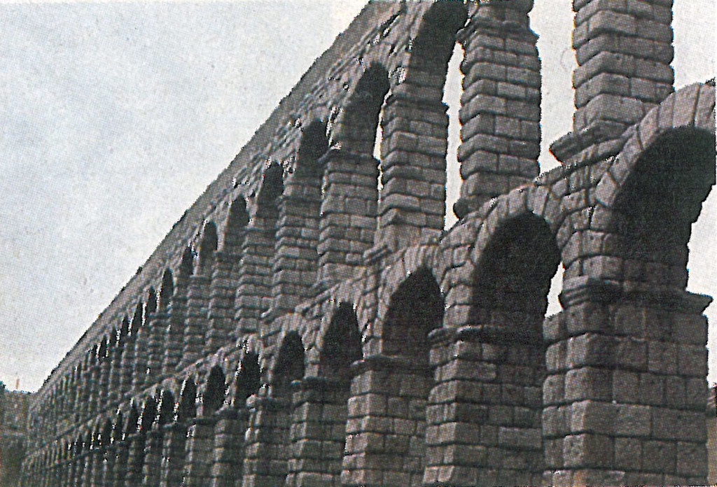 El acueducto romano de Segovia, erigido en el reinado del Empreror Trajano, 1 ° d. C.