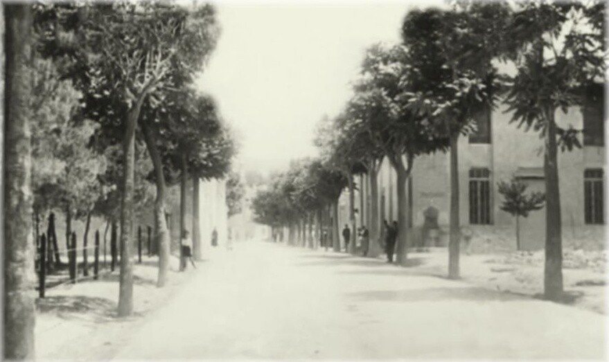 Calle Castalla y fábrica de obleas Quintín