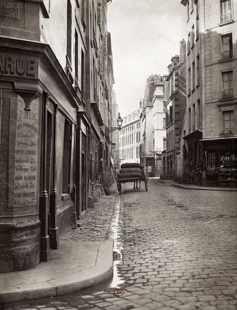 Rue de la Bûcherie, de l'impasse d'Amboise