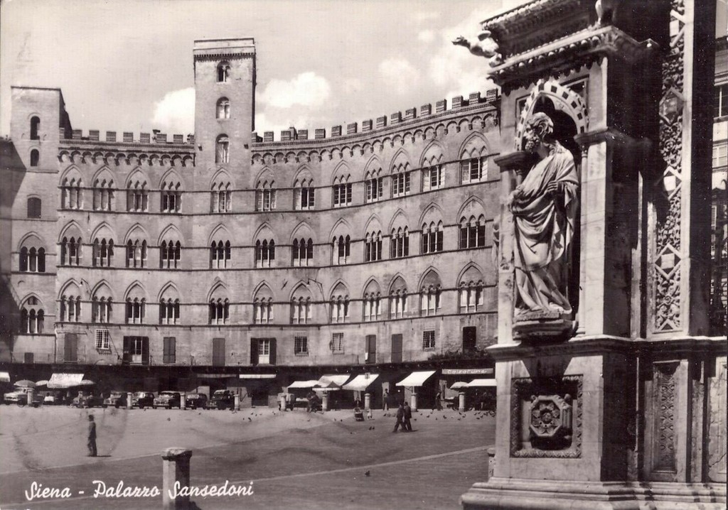 Siena, Palazzo Sansedoni