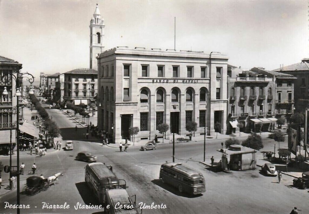 Pescara. Piazzale Stazione e Corso Umberto