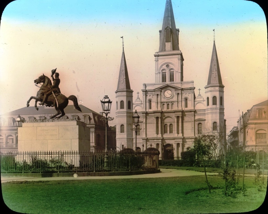 Andrew Jackson monument with St. Louis Cathedral in the background