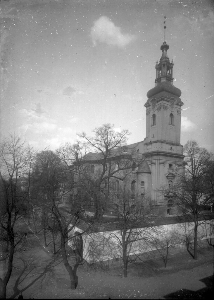 Kościół Krzyża w Lesznie po rekonstrukcji hełmu