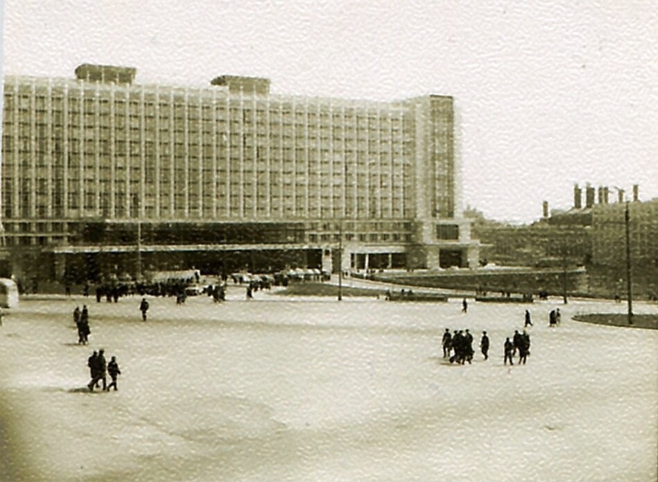 Гостиница «Россия». Вид от собора Василия Блаженного