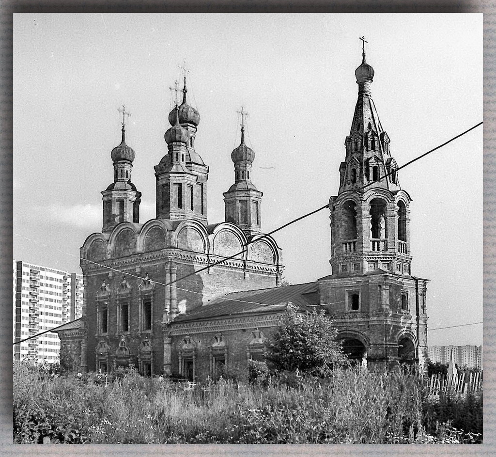 Церковь Михаила Архангела в Тропареве