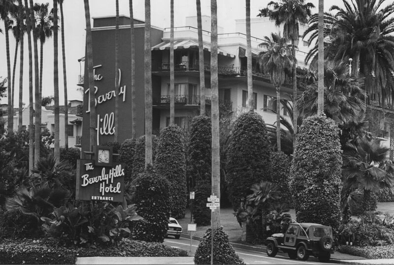 Beverly Hills Hotel entrance