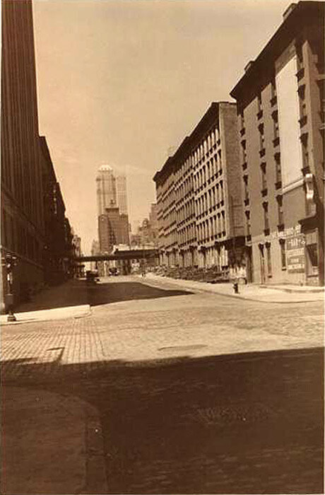 East 39th Street, west from First Avenue, showing mainly the north side of this thoroughfare