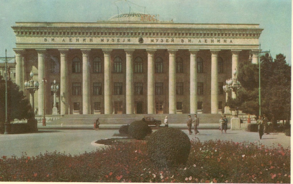V.. Leninin muzeyinin baki filial. Mərkəzi Muzeyin Bakinsk şöbəsi Mərkəzi Muzey V. I. Lenin