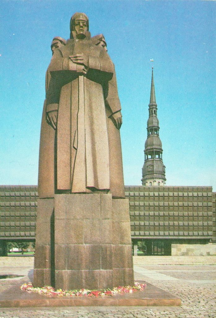Latvijas sarkano ceļu piemiņas piemineklis