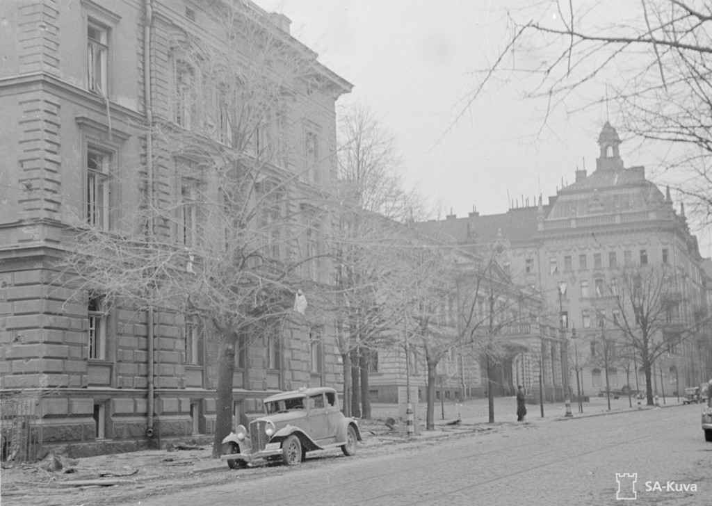 Ilmapommituksen tuhoja Helsingissä talvisodan aikana