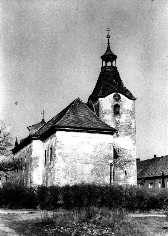 Kralupy u Chomutova, kostel sv. Jakuba Většího, kostel před zbořením