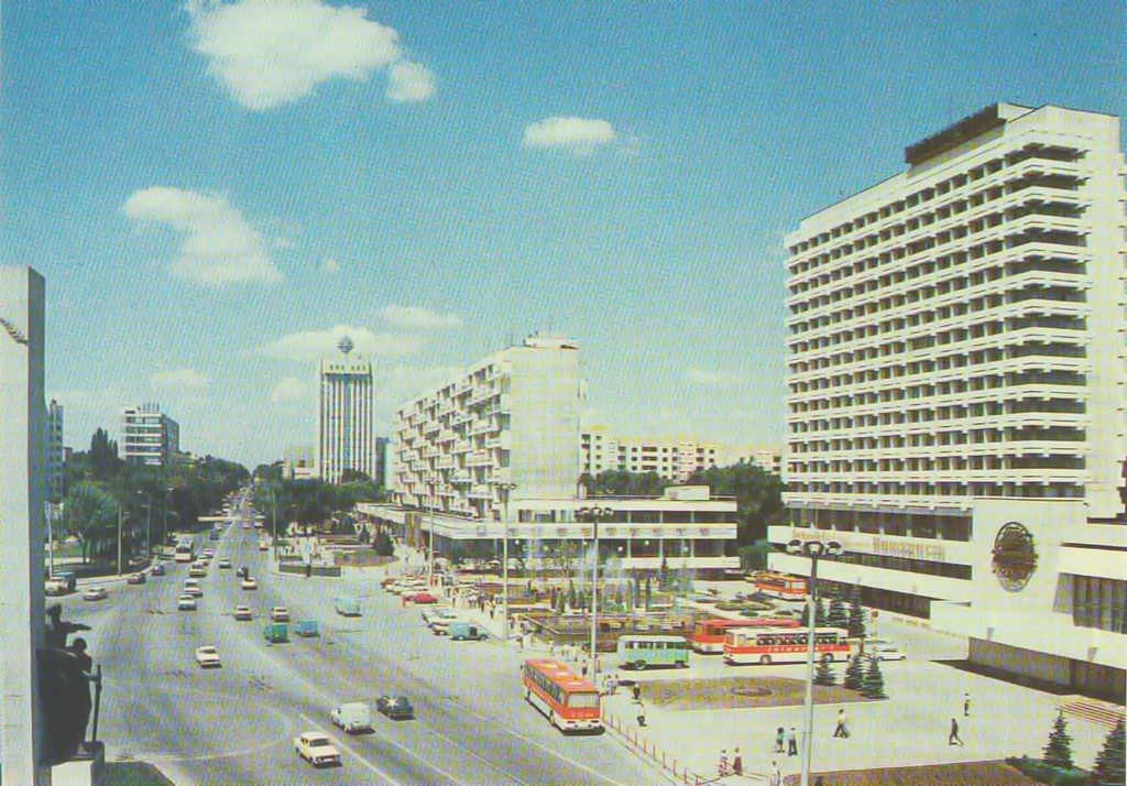 Chișinău, Lenin Avenue, hotelul „Inturist“