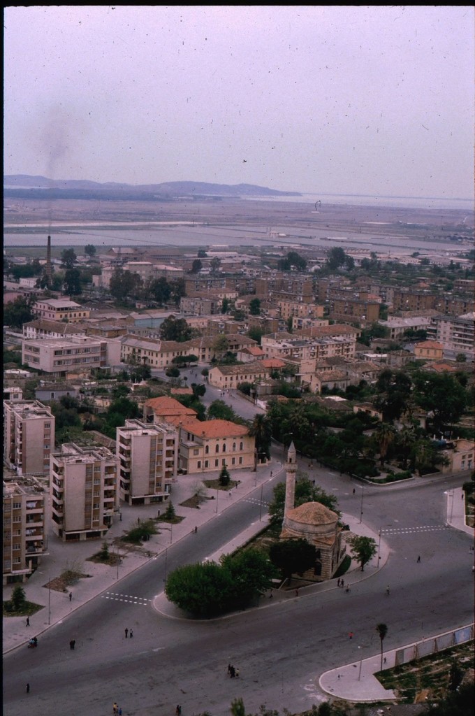Boulevard Ismail Qemali, Vlorё