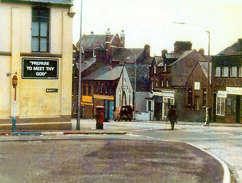 Manor St at Oldpark Rd