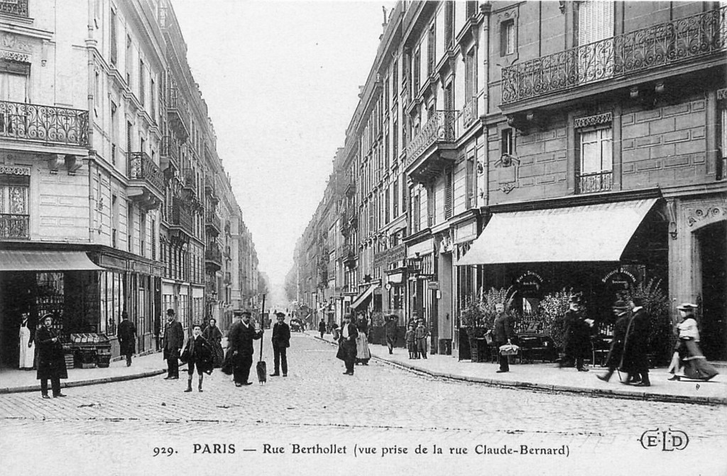 Rue Berthollet, vue prise de la Rue Claude Bernard