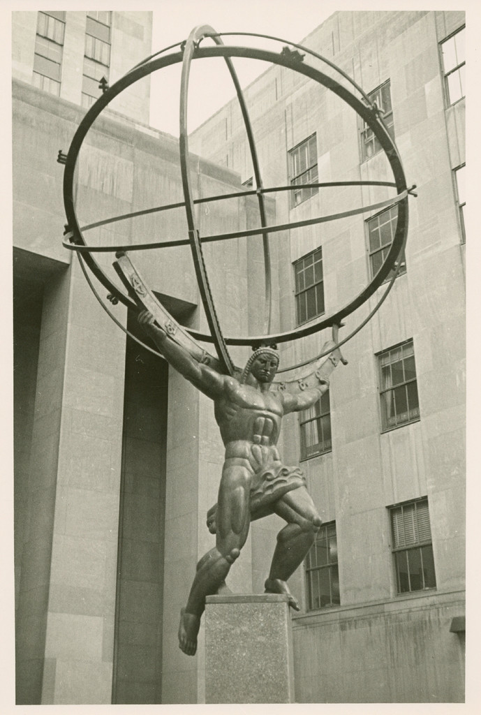 Rockefeller Center. Atlas statue