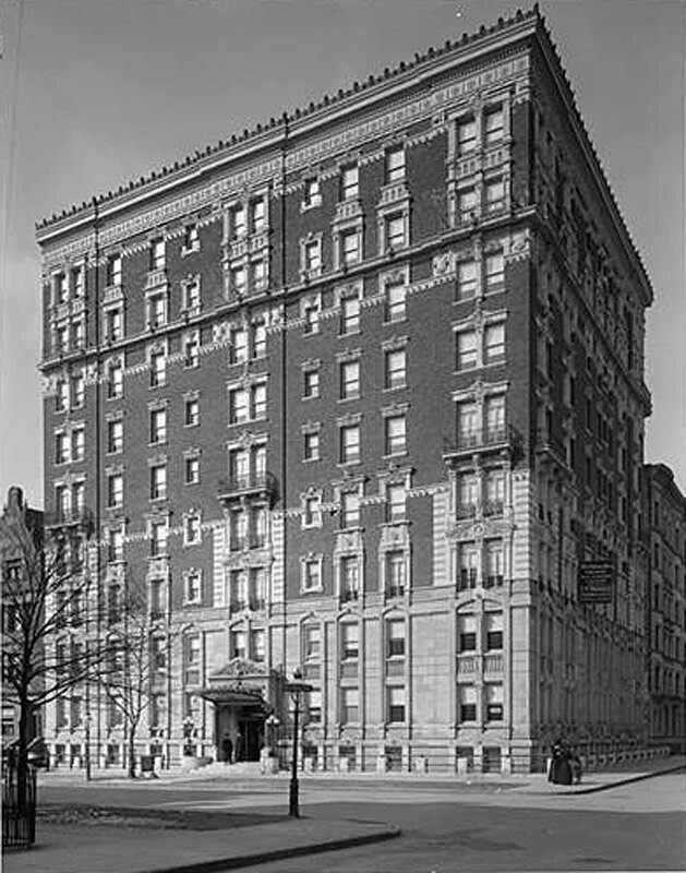 495 West End Avenue at the corner of West 84th Street. The Hohenzollern Apartment House.