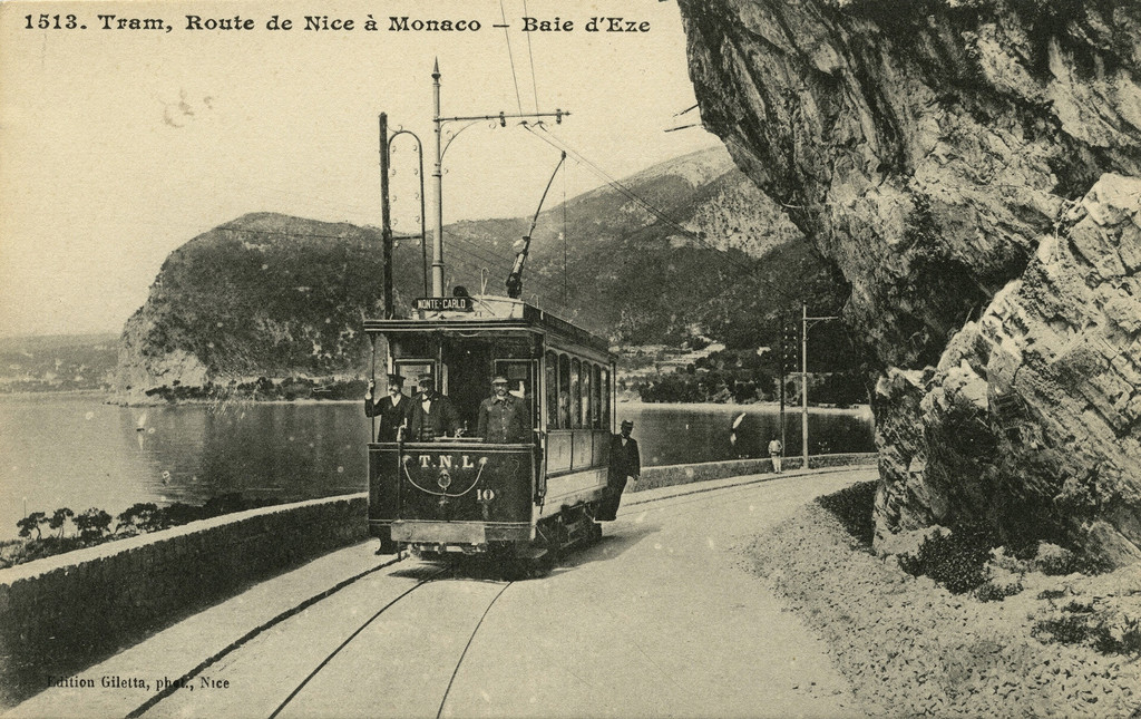 Tram, Route de Nice à Monaco - Baie d'Eze