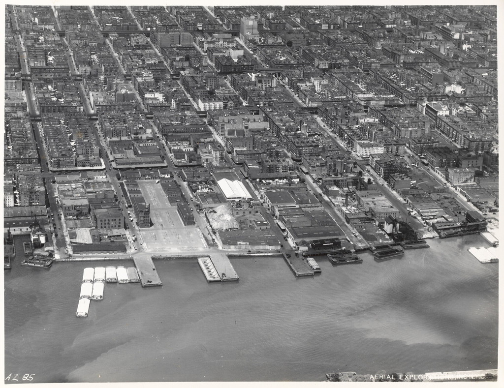 Aerial view of 101st Street to 107th Street along the East River