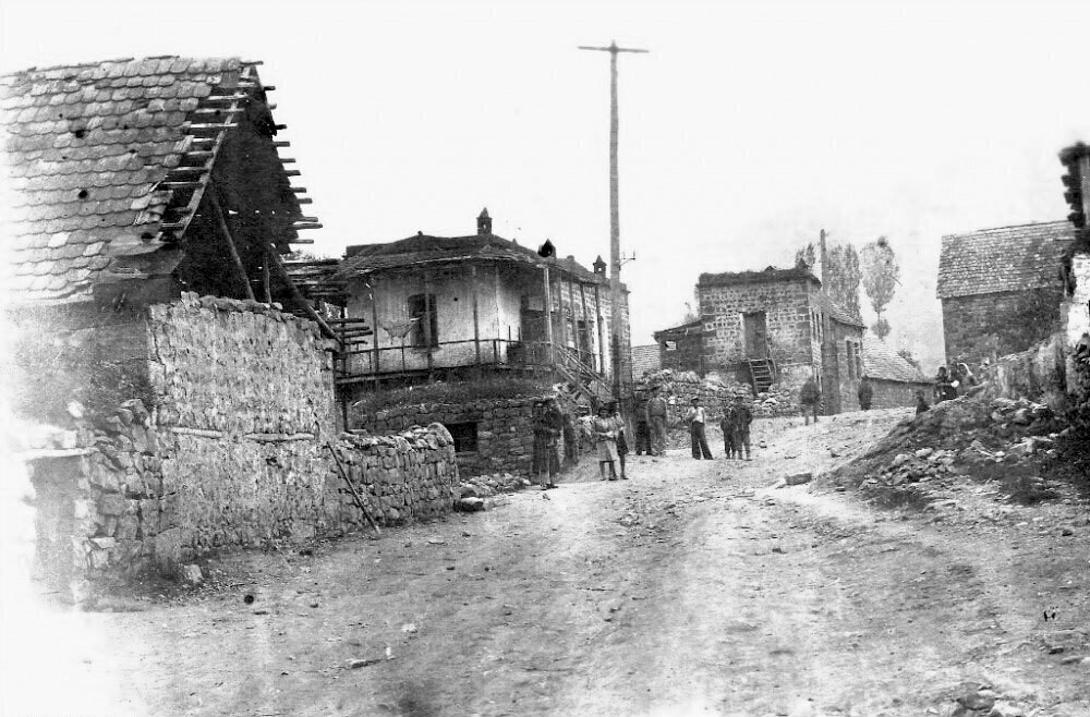 Ղարաքիլիսայի թաղամասերից մեկում: Старый квартал Караклиса