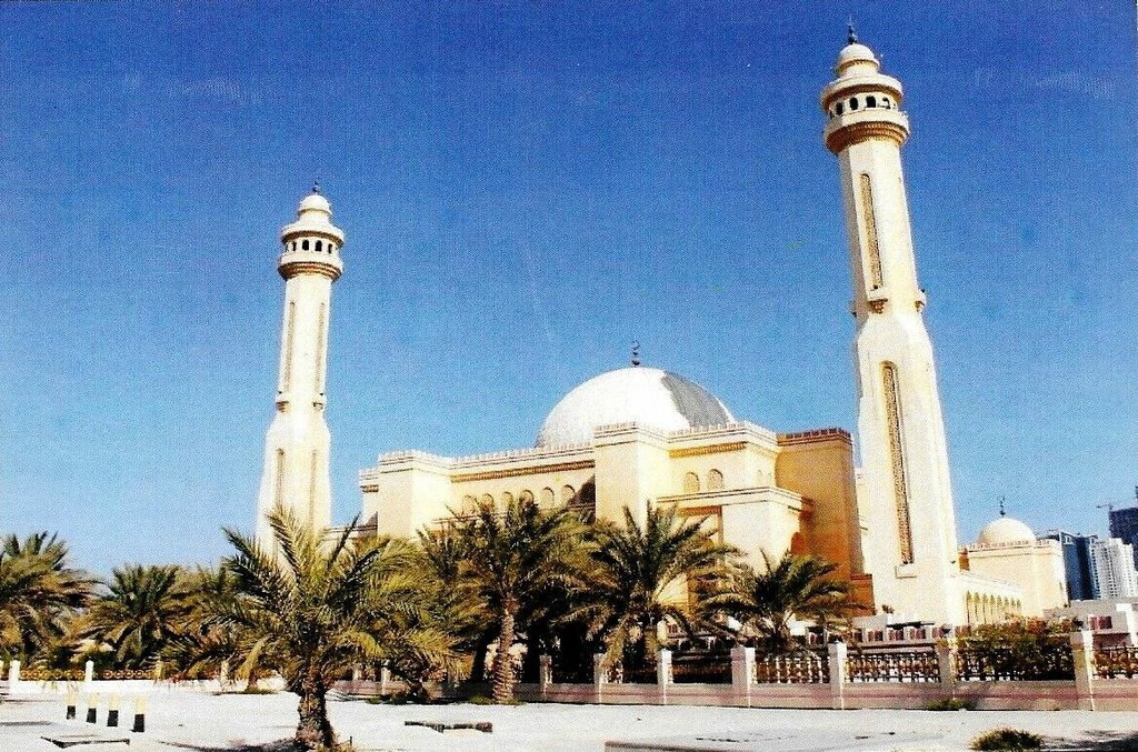 Manama. Al Fateh Grand Mosque
