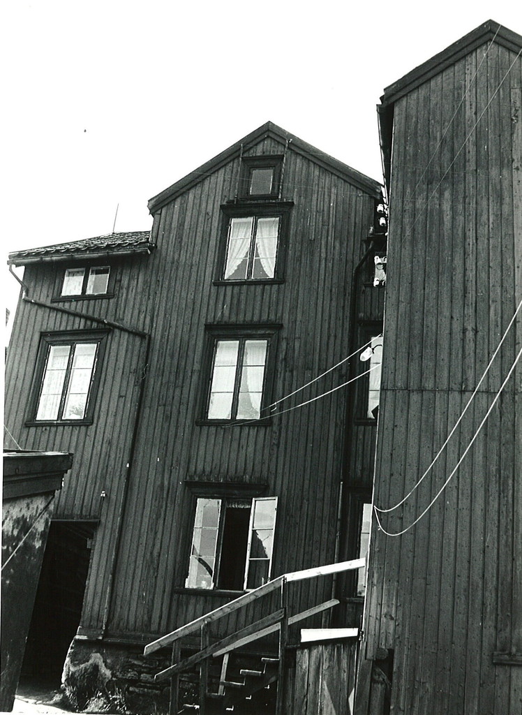 Fra bakgården til Otto Sverdrups gate 7a, Tromsø