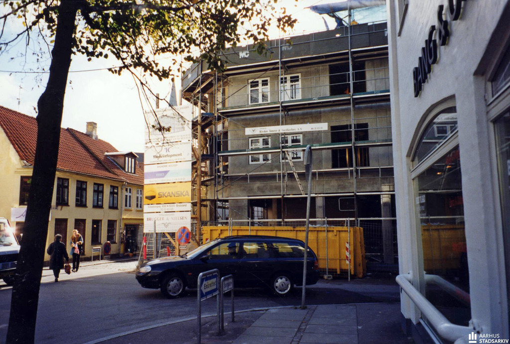 Nybyggeri på hjørnet af Klostergade og Badstuegade