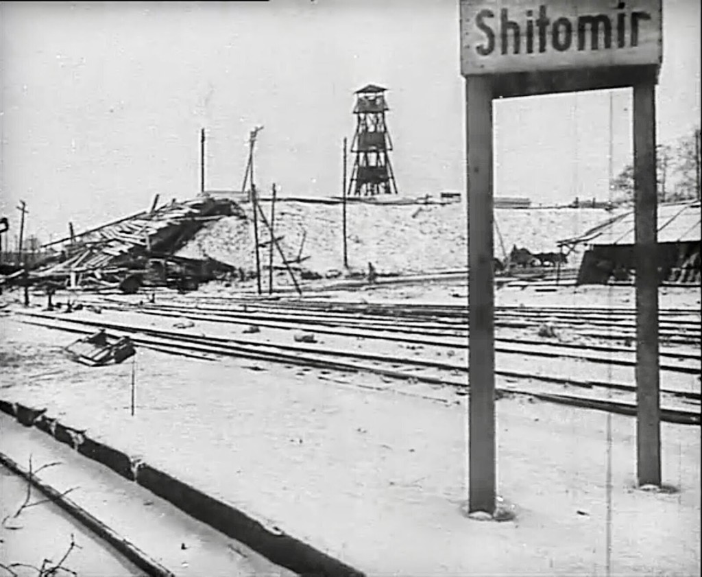 1944, січень, Житомир, зруйнованих Київський міст, Вид з платформи залізничного вокзалу