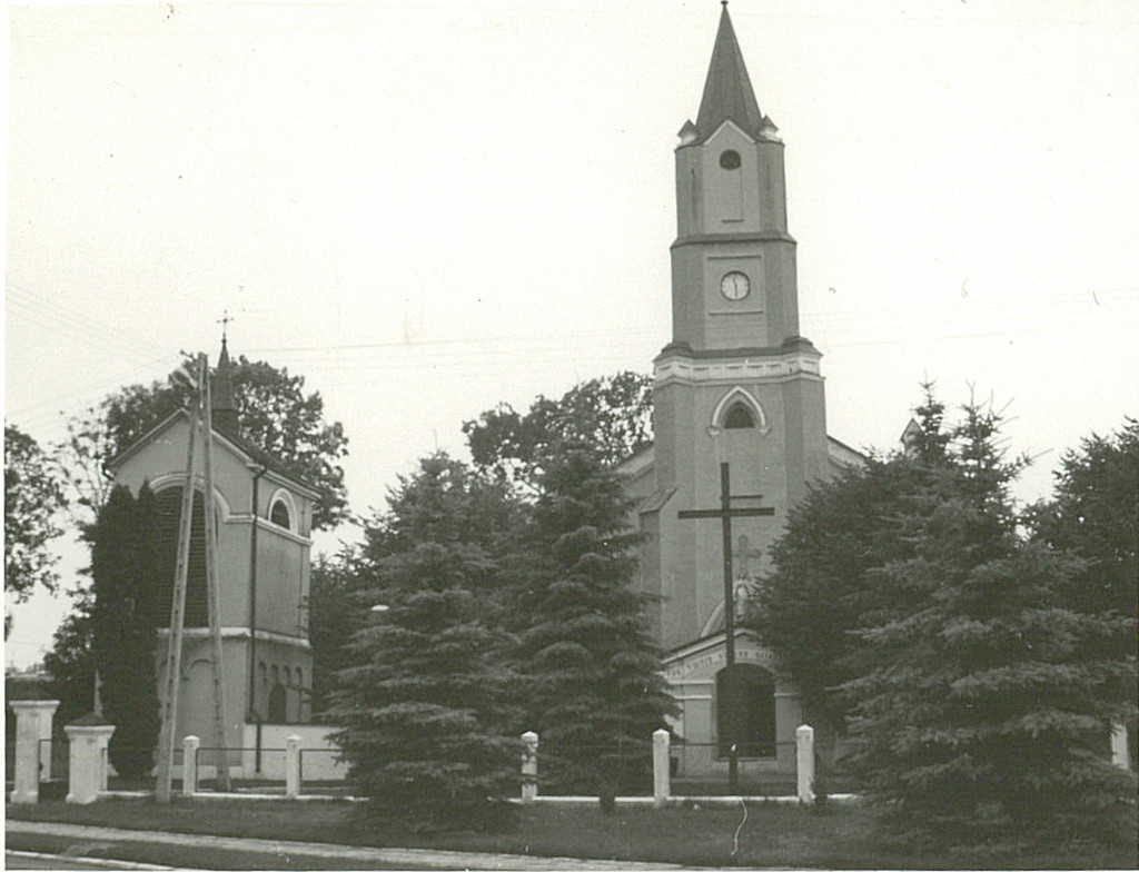 Dzwonka i kościół