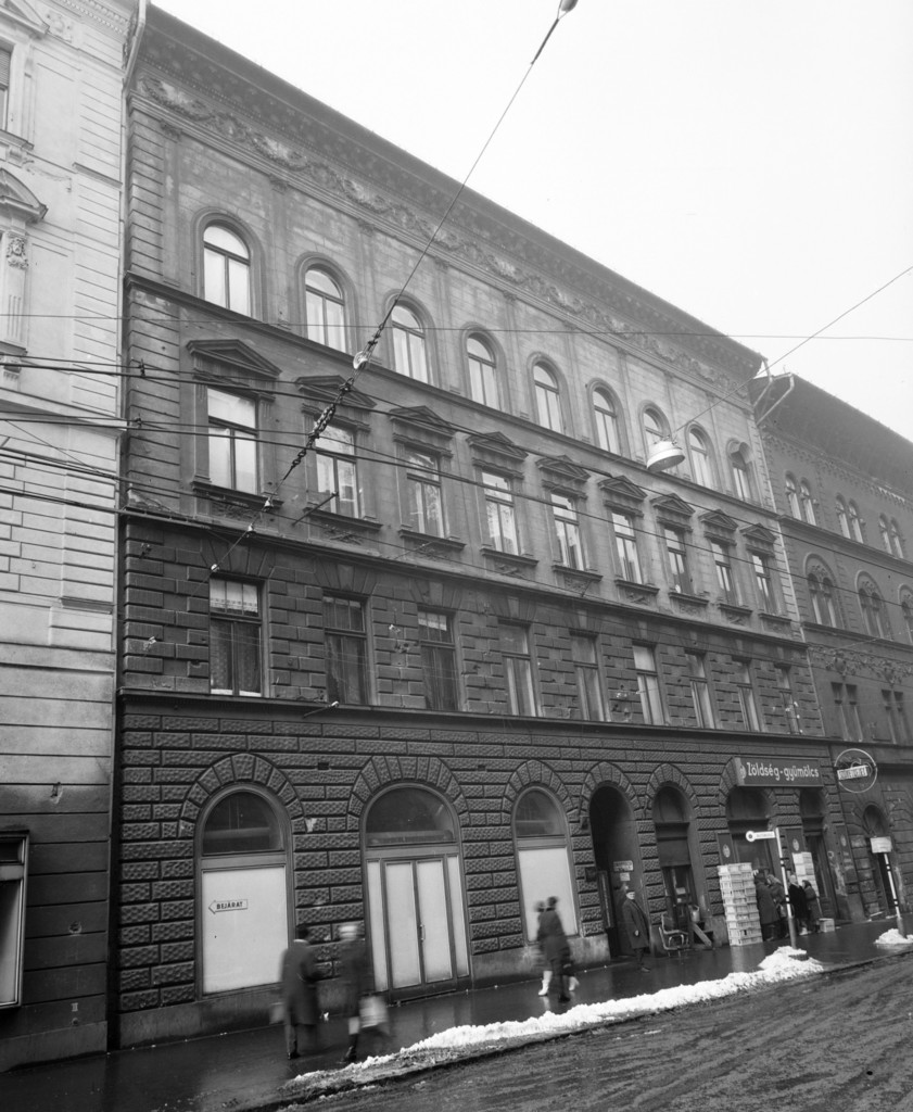 Bethlen Gábor utca, szemben a 4-es számú ház