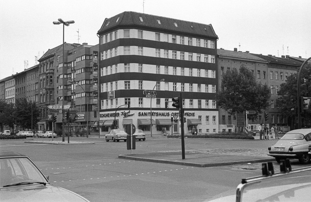 Mehringdamm / Ecke Gneisenaustraße