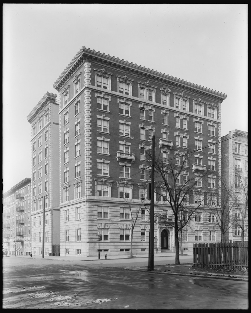 Ft. Washington Avenue at the corner of West 170th Street. General exterior