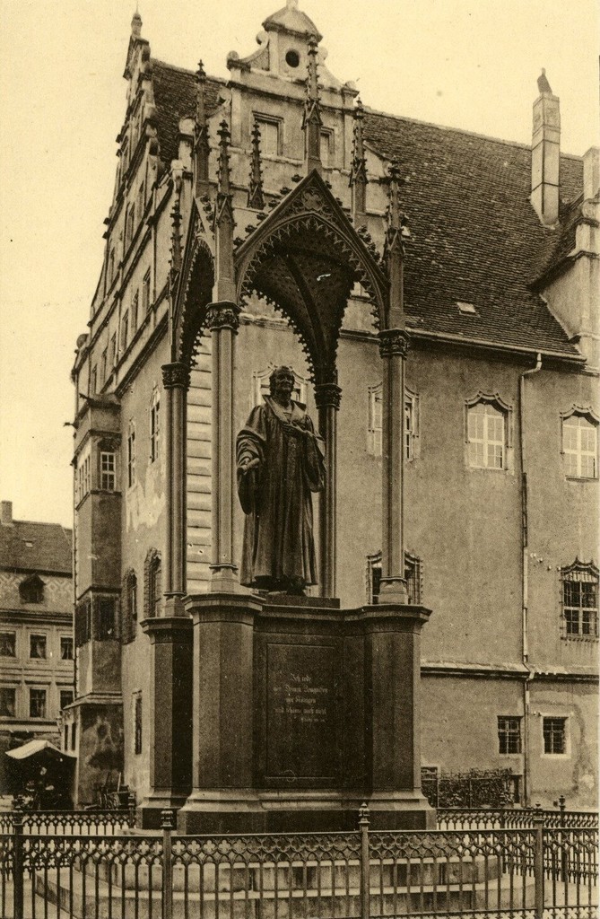 Wittenberg. Melanchthondenkmal