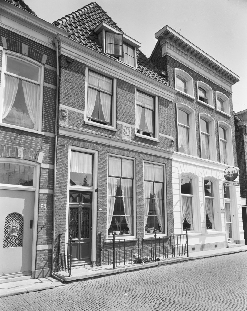 Oudegracht 140‒136, voorgevels