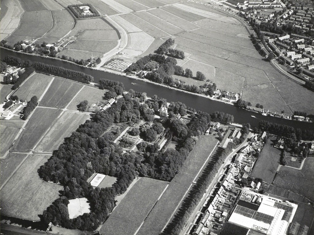 Luchtfoto Amstelveen. Landgoed Oostermeer