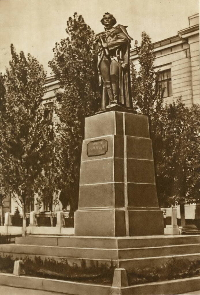 Пам'ятник Ушакову Федору Федоровичу
