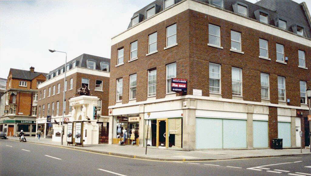 150 - 154 King’s Road after the redevelopment. The Pheasantry and boots