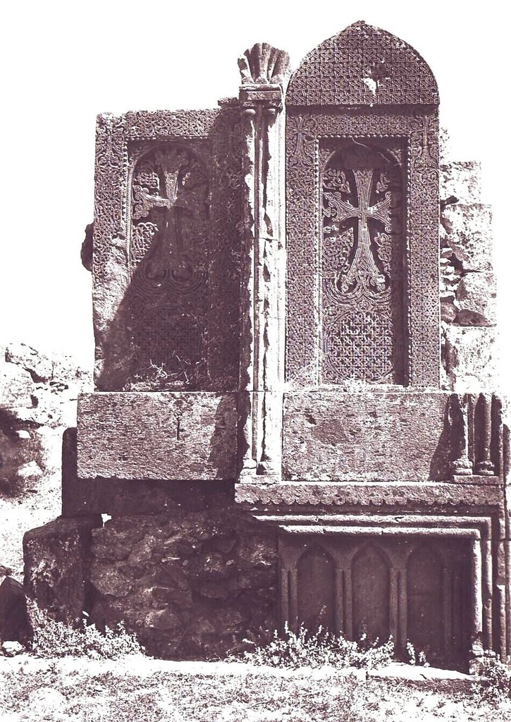 Սաղմոսավանք: Խաչքարեր - Хачкары монастыря Сагмосаванк